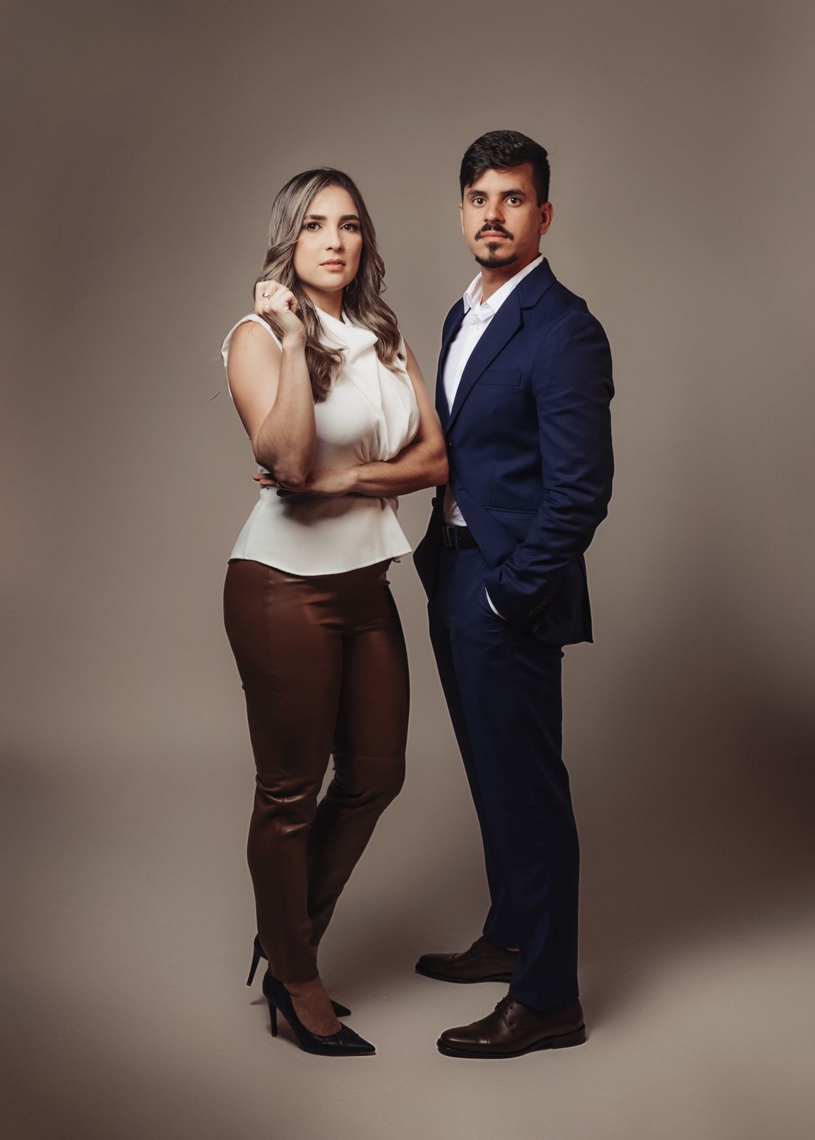 Dr. Fellipe e Dra. Claudia, fundadores da Clínica Nuamse